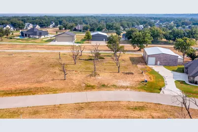 6005 Bonanza Drive, Granbury, TX 76049 - Photo 4