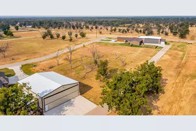 6005 Bonanza Drive, Granbury, TX 76049 - Photo 6
