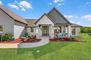 250 Odell Rd, Springtown, TX 76082 - Photo 32