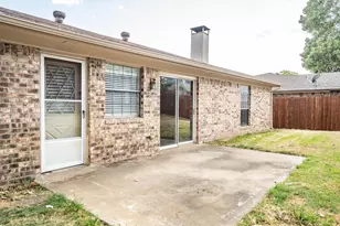 2717 W Oakdale Rd, Irving, TX 75060 - Photo 28