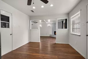 2717 W Oakdale Rd, Irving, TX 75060 - Photo 16