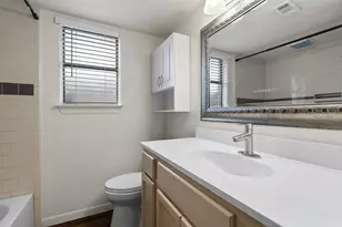 2717 W Oakdale Rd, Irving, TX 75060 - Photo 24