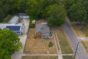 905 N Frances St, Terrell, TX 75160 - Photo 2