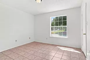 1001 Flower Dr, Arlington, TX 76017 - Photo 18