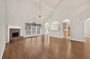 4316 Sleepy Glen Dr, Grand Prairie, TX 75052 - Photo 10