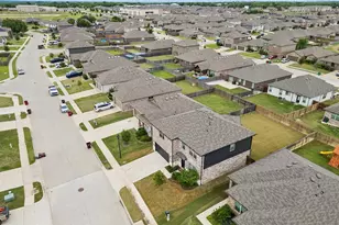 925 Billups Dr, Van Alstyne, TX 75495 - Photo 24