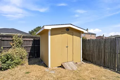1027 Graystone Drive, Lancaster, TX 75134 - Photo 24