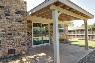 2101 Warwick Dr, Arlington, TX 76015 - Photo 30