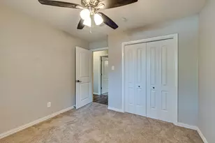 2101 Warwick Dr, Arlington, TX 76015 - Photo 22