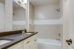 2101 Warwick Dr, Arlington, TX 76015 - Photo 12