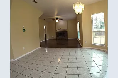 4426 Harpers Ferry Drive, Grand Prairie, TX 75052 - Photo 8