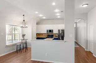 2037 Michelle Creek Dr, Little Elm, TX 75068 - Photo 8