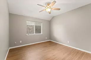 2037 Michelle Creek Dr, Little Elm, TX 75068 - Photo 18