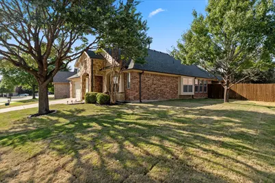 2037 Michelle Creek Drive, Little Elm, TX 75068 - Photo 8