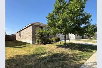 3020 Manuel Creek Drive, Little Elm, TX 75068 - Photo 2