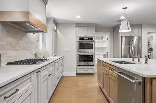 6936 Lupton Dr, Dallas, TX 75225 - Photo 10