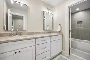 6936 Lupton Dr, Dallas, TX 75225 - Photo 10