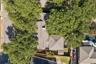 6936 Lupton Dr, Dallas, TX 75225 - Photo 40