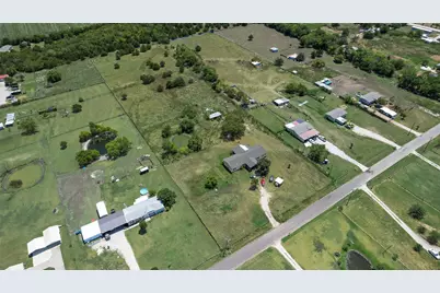 8910 County Road 3602, Quinlan, TX 75474 - Photo 16