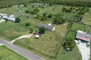 8910 Co Rd 3602, Quinlan, TX 75474 - Photo 14