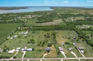 8910 Co Rd 3602, Quinlan, TX 75474 - Photo 2