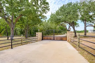 1491 E Hickory Hill Rd, Argyle, TX 76226 - Photo 4