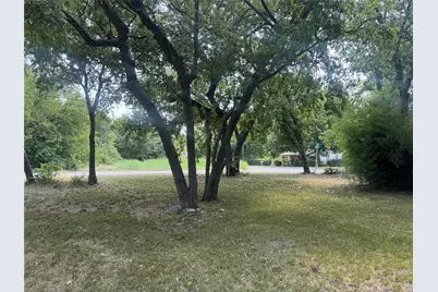 907 Buck Street, Gainesville, TX 76240 - Photo 12