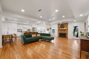 1417 Sylvan Dr, Arlington, TX 76012 - Photo 2