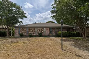 5842 Marview Ln, Dallas, TX 75227 - Photo 1