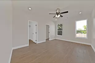 4713 Llano St, Granbury, TX 76048 - Photo 20