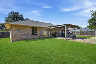 3534 Poquita Dr, Dallas, TX 75220 - Photo 34