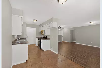 7448 Van Natta Lane, Fort Worth, TX 76112 - Photo 14