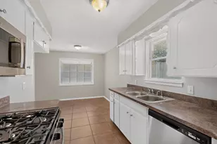 7448 Van Natta Ln, Fort Worth, TX 76112 - Photo 16