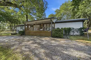 228 Oklahoma Ave, Pottsboro, TX 75076 - Photo 6