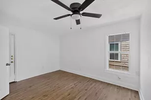 5586 Pinson St, Fort Worth, TX 76119 - Photo 28