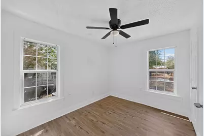5586 Pinson Street, Fort Worth, TX 76119 - Photo 14