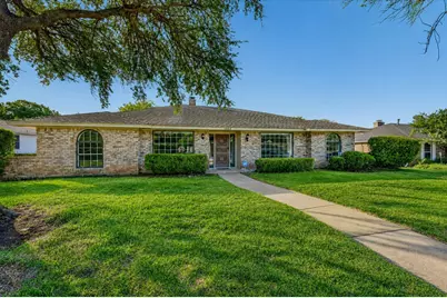 1004 Rosewood Drive, DeSoto, TX 75115 - Photo 2