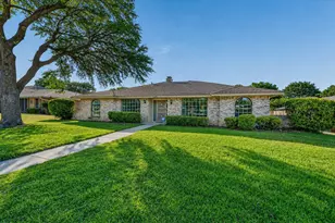 1004 Rosewood Dr, DeSoto, TX 75115 - Photo 1