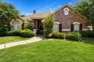 809 Mesa Dr, Sanger, TX 76266 - Photo 1