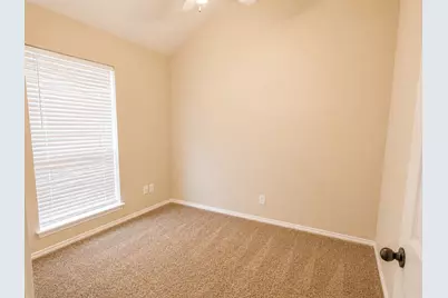 809 Mesa Drive, Sanger, TX 76266 - Photo 8