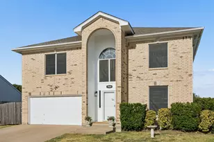 7589 Juliet Ln, Fort Worth, TX 76137 - Photo 2