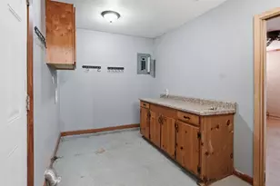 1218 Diana Dr, Arlington, TX 76011 - Photo 12