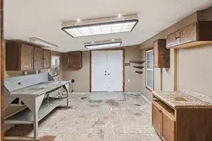 1218 Diana Dr, Arlington, TX 76011 - Photo 22