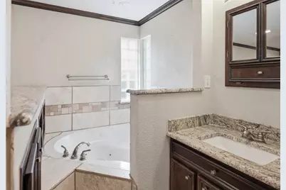 1218 Diana Drive, Arlington, TX 76011 - Photo 20