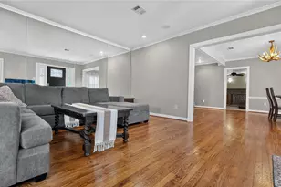 1606 W Shady Grove Rd, Irving, TX 75060 - Photo 4