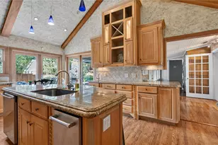 1606 W Shady Grove Rd, Irving, TX 75060 - Photo 8