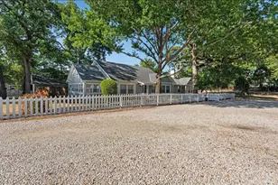 1606 W Shady Grove Rd, Irving, TX 75060 - Photo 30