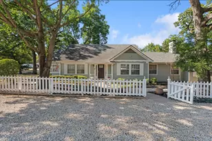 1606 W Shady Grove Rd, Irving, TX 75060 - Photo 2