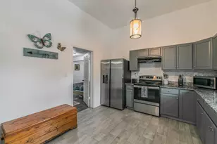 2514 Columbus Ave, Fort Worth, TX 76164 - Photo 6