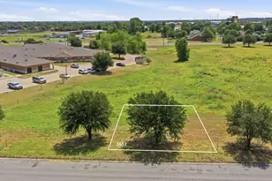 2652 Dogwood Dr, Stephenville, TX 76401 - Photo 1